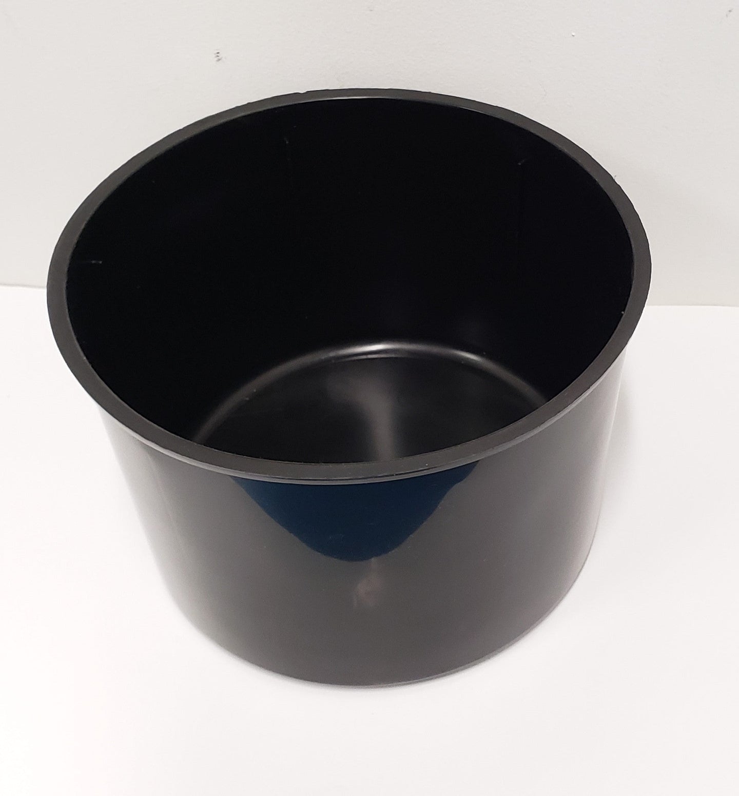 Riot Bait Bucket 5 Gallon Insulated Leak Proof